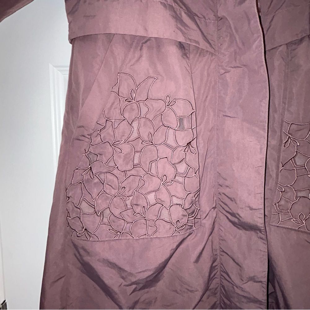 Lululemon Graced With Lace Laser Cut Floral Hooded Trench Coat Jacket - Picture 6 of 10
